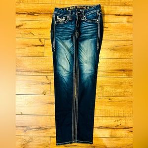 Woman’s Rock Revival Sherry skinny jeans.